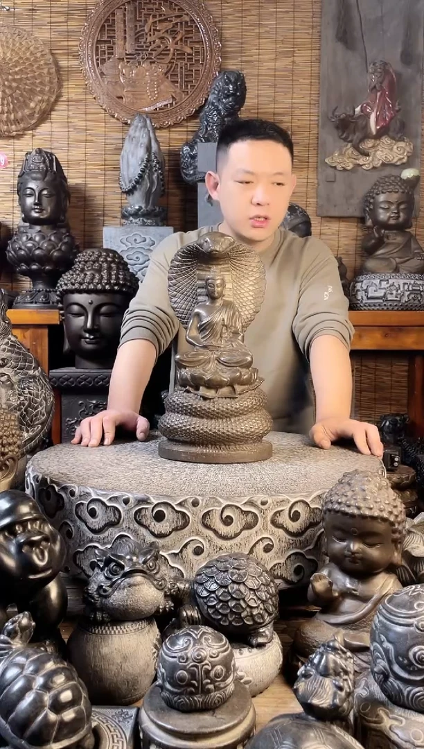 【闪购商品】38蛇佛天然青石雕刻