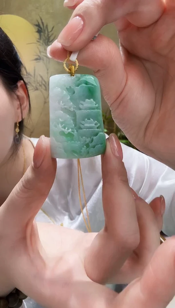 颈饰未镶嵌翡翠吊坠