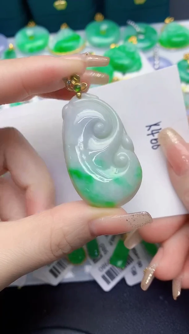 颈饰未镶嵌翡翠缅甸天然翡翠A货