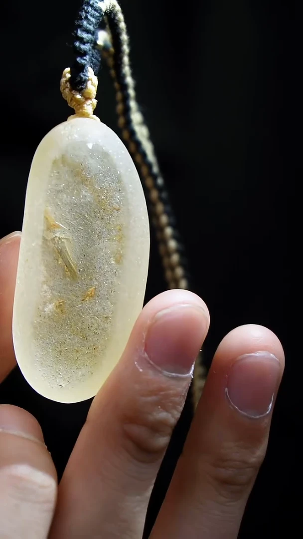 吊坠(赠链)未镶嵌水晶水晶