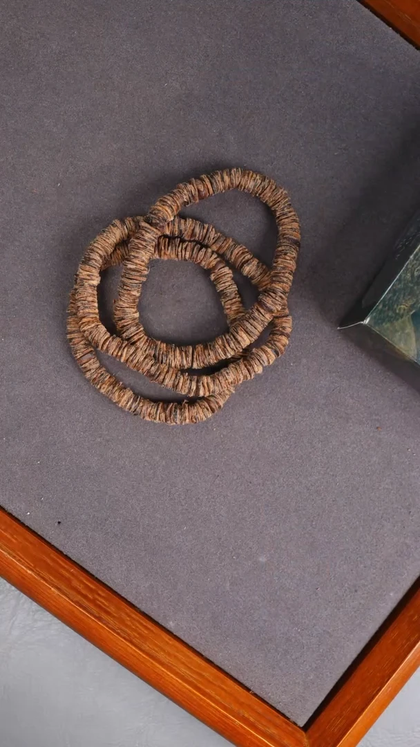 沉香手串58号菩萨棋沉水多样性发一条