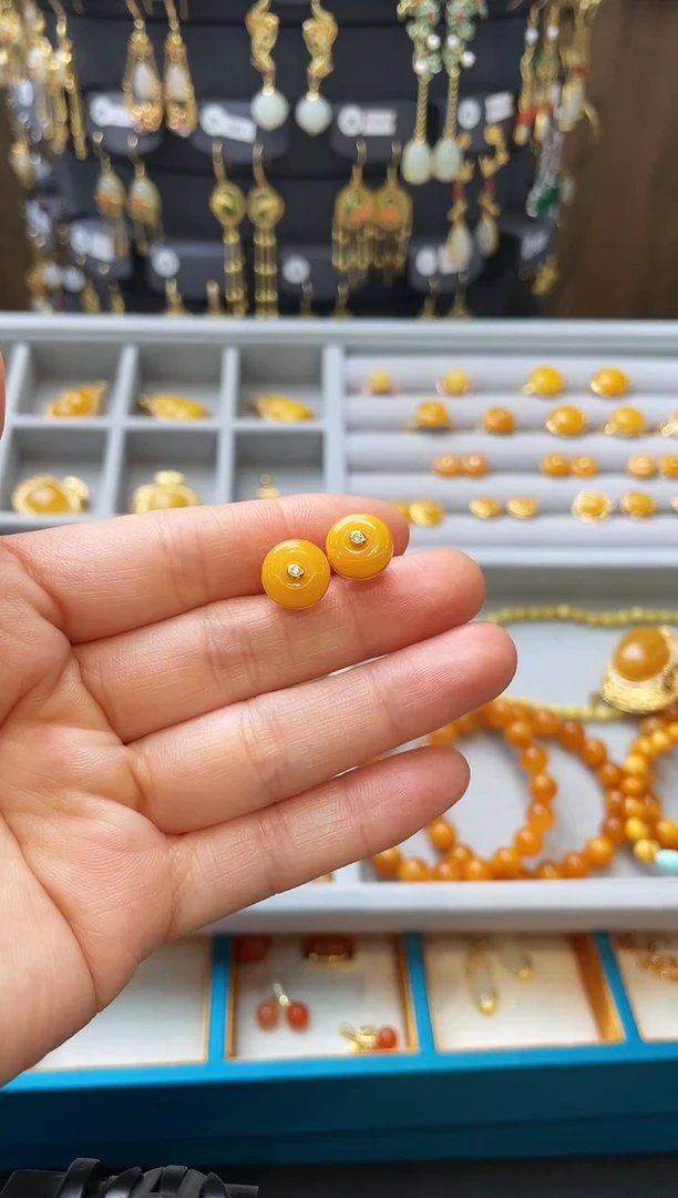 【闪购商品】蜜蜡裸石银S925镀金镶嵌耳饰