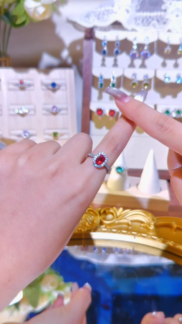 非金属无红培育宝石戒指