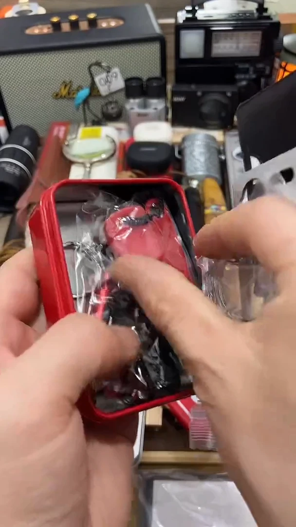 瓷片闪购商品 如图所示