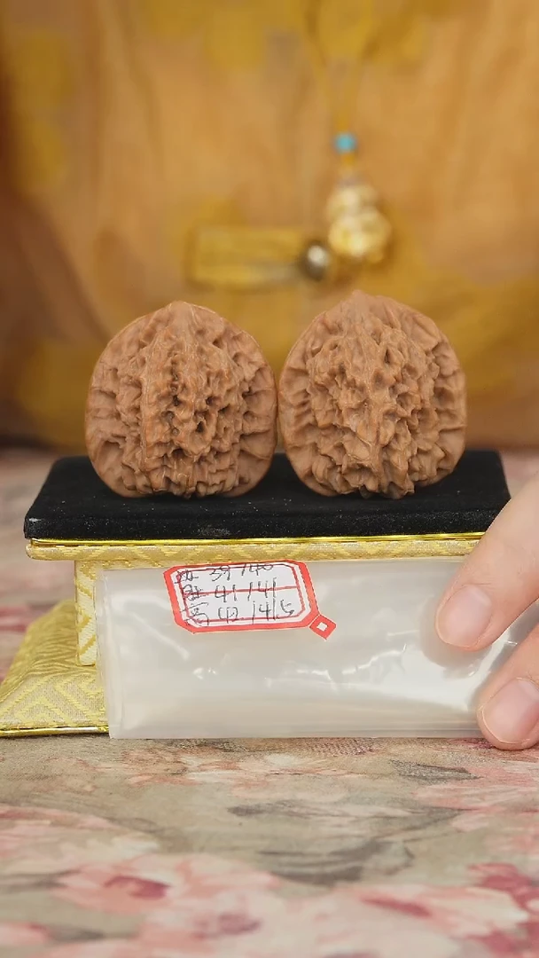 文玩核桃把件非嫁接马老四