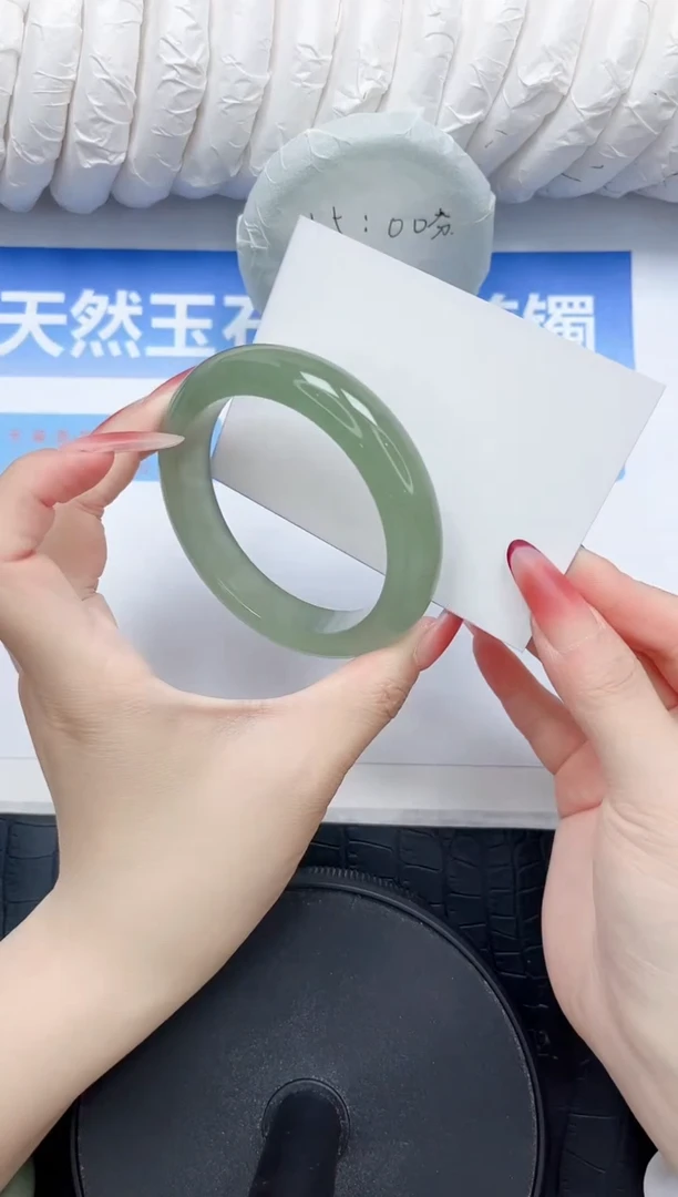 石英质玉手镯未镶嵌9-58.2