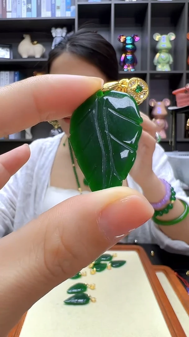 翡翠14K金镶嵌颈饰沉白diy劲饰