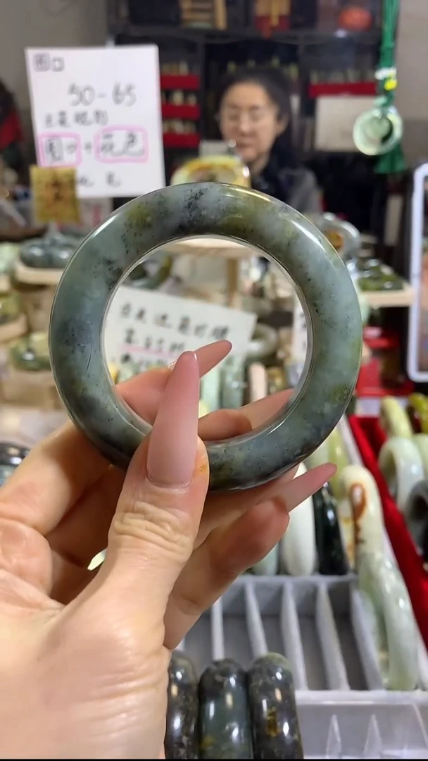 未镶嵌岫玉手镯13 53+ 包容