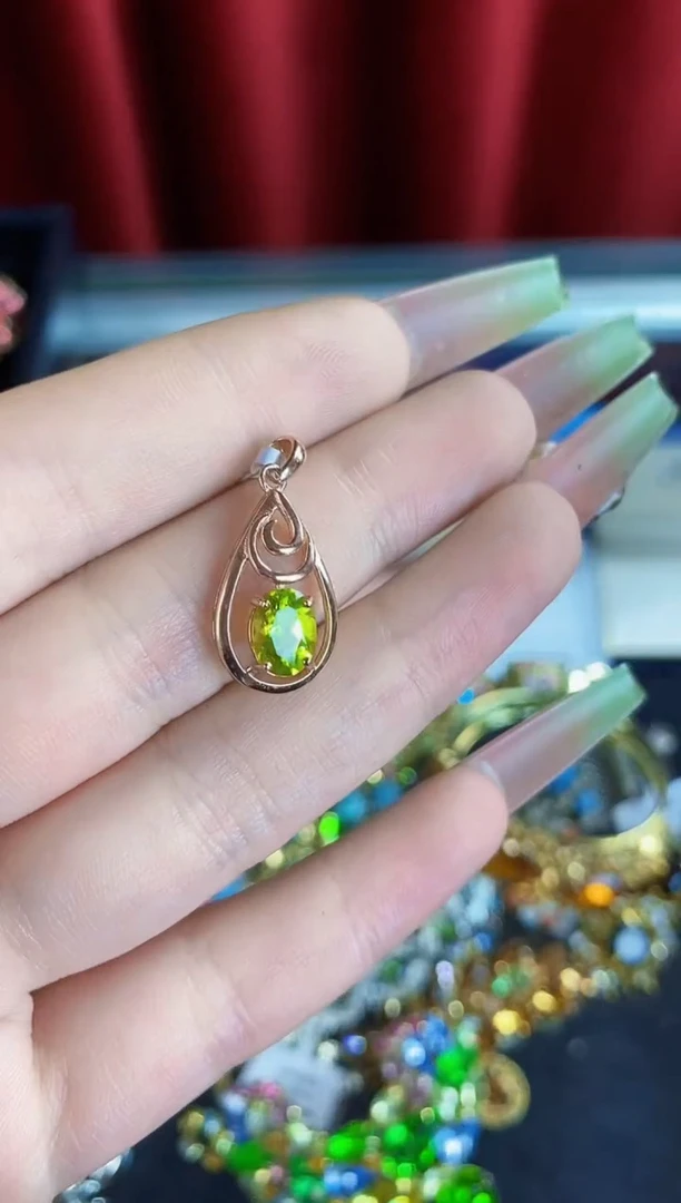 银S925镶嵌颈饰橄榄石楚楚中古珠宝甄选不退换