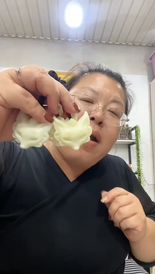 未镶嵌岫玉挂件多样性发货发其中一件