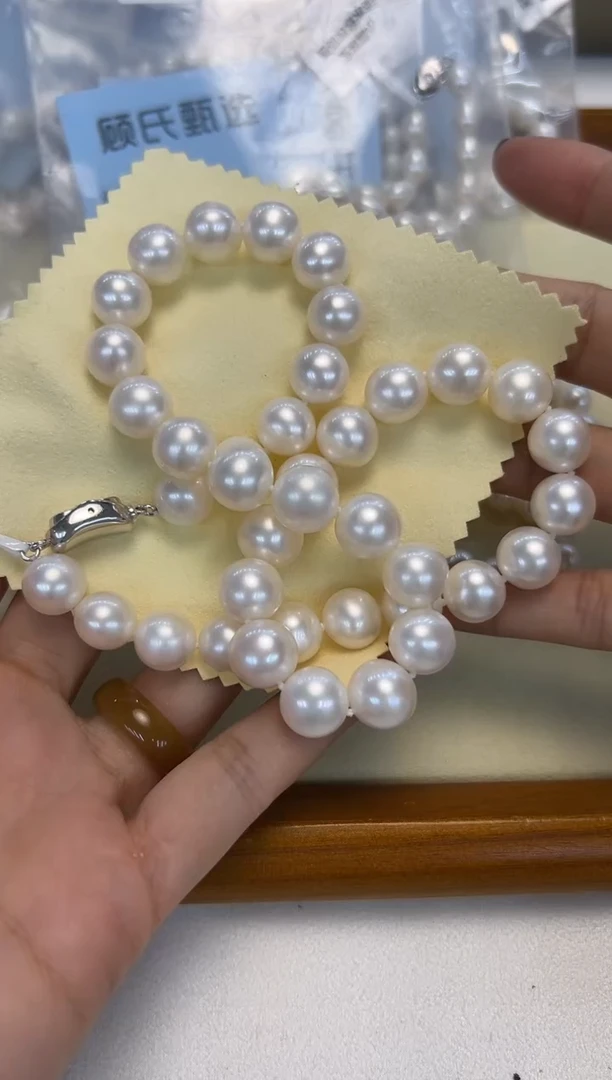 颈饰银S925镶嵌淡水珍珠10-11MM无核