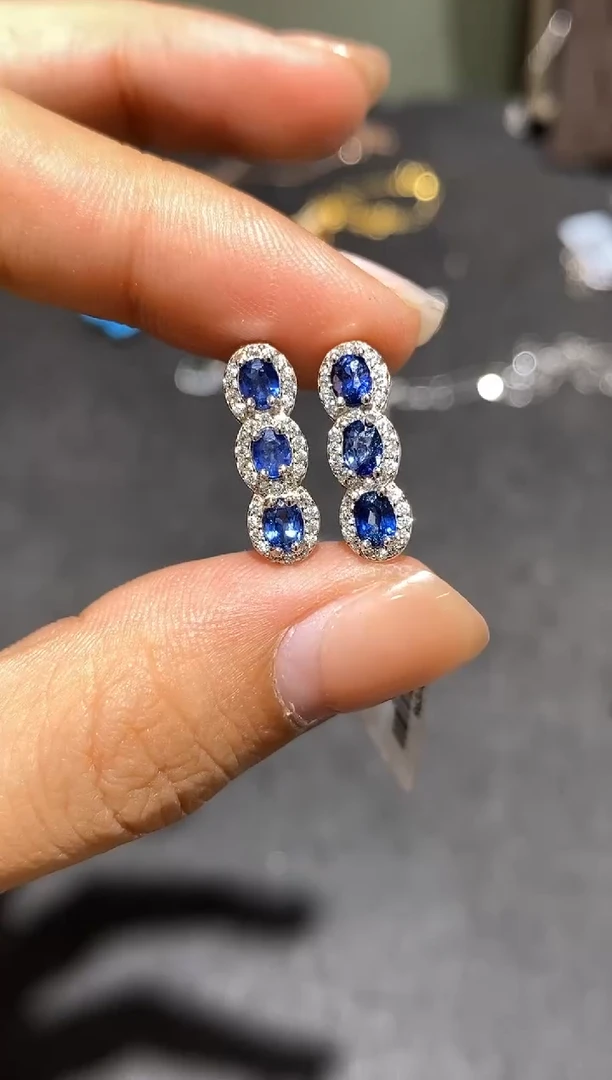 耳饰蓝宝石银S925镶嵌耳钉