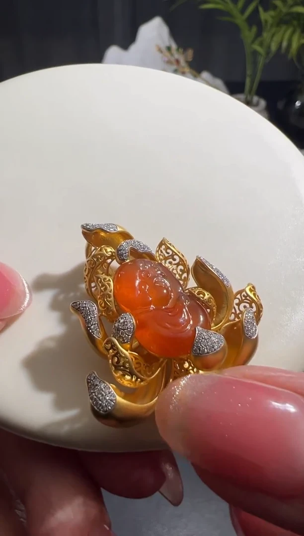 18K金镶嵌定制翡翠缅甸A货翡翠