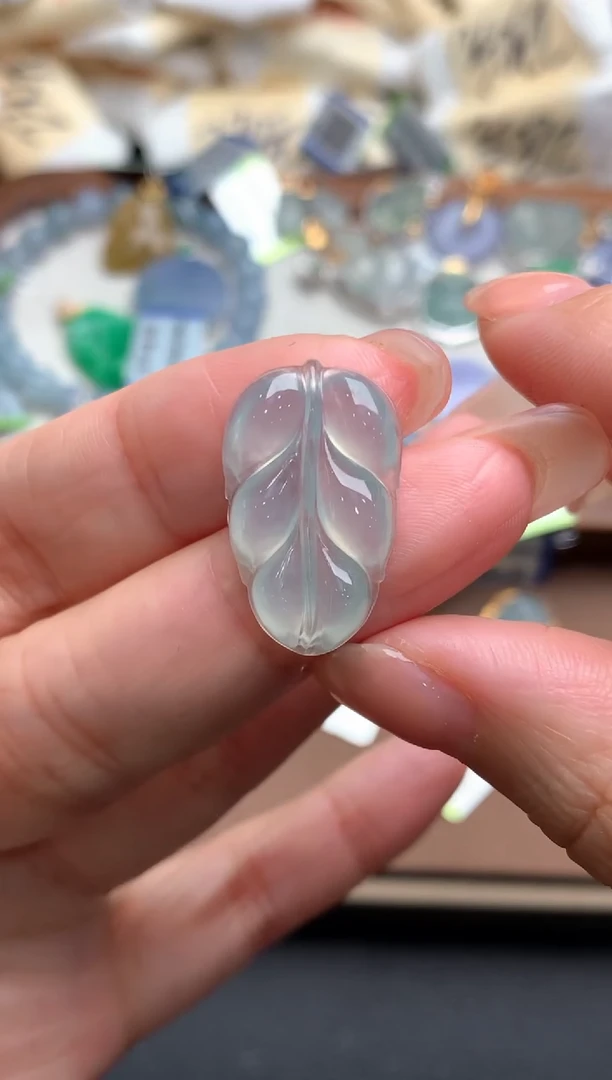 未镶嵌挂件翡翠一