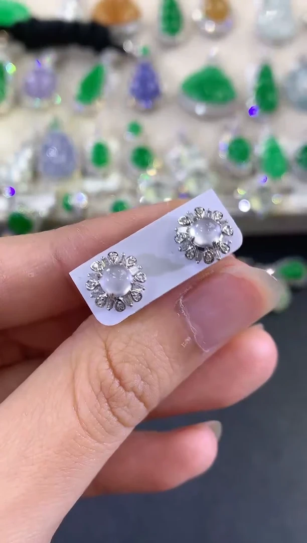 翡翠18K金镶嵌耳饰B84