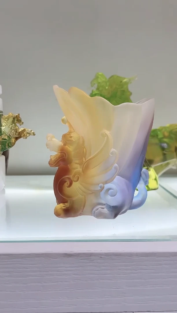 手工艺品琉璃古法琉璃貔貅笔筒