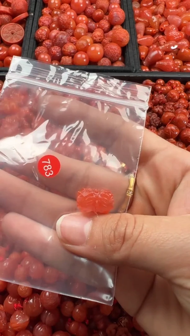 【闪购商品】南红玛瑙颈饰未镶嵌1