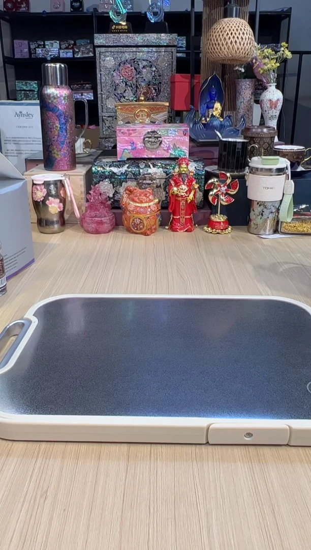 38态极纯钛菜板