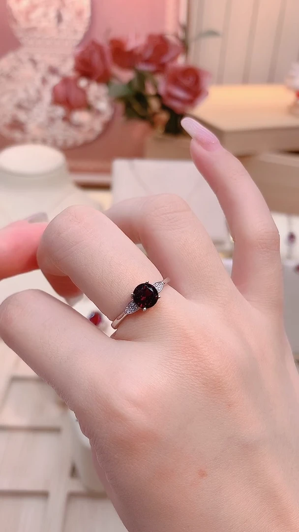 银S925镶嵌戒指石榴石石榴石