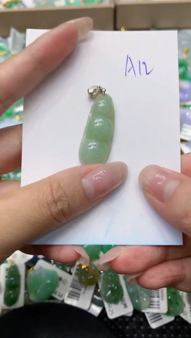 翡翠银S925镶嵌颈饰111111111