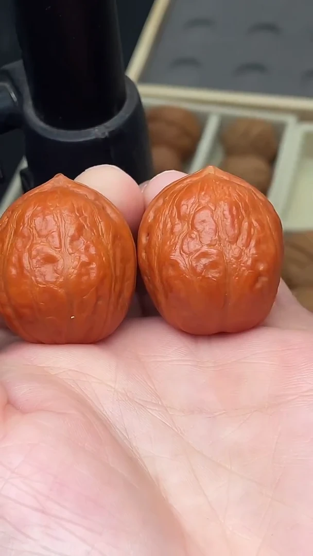 把件文玩核桃红玛瑙