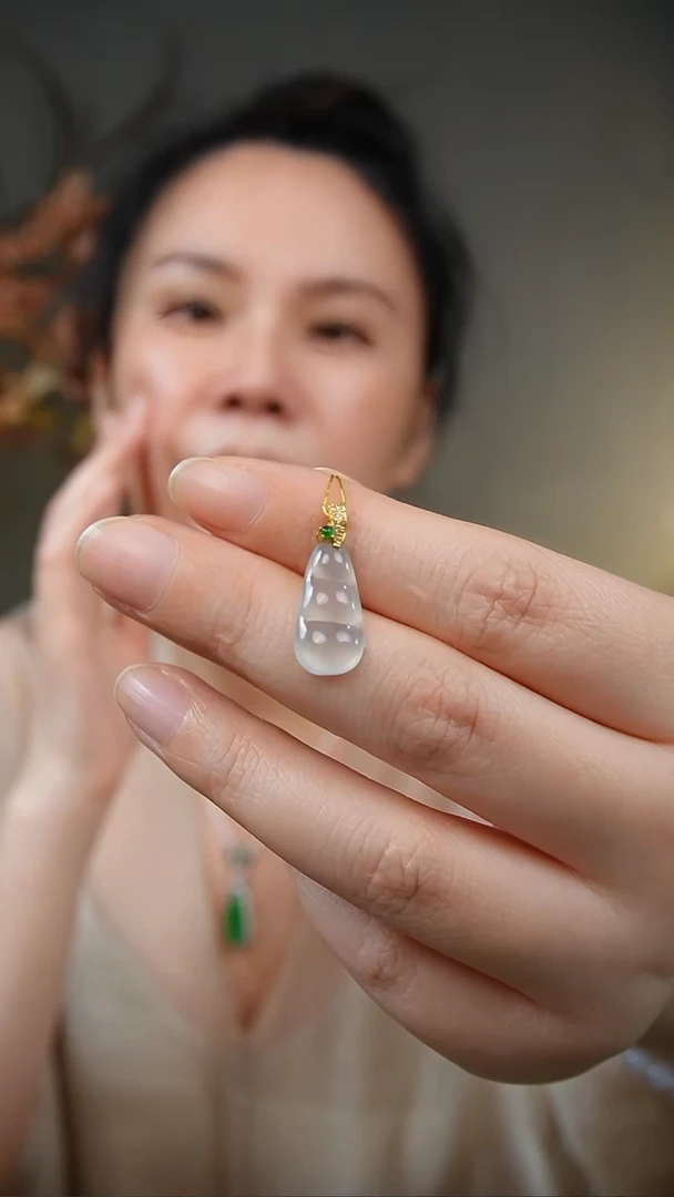 吊坠(不含链)18K金镶嵌翡翠天然缅甸翡翠吊坠