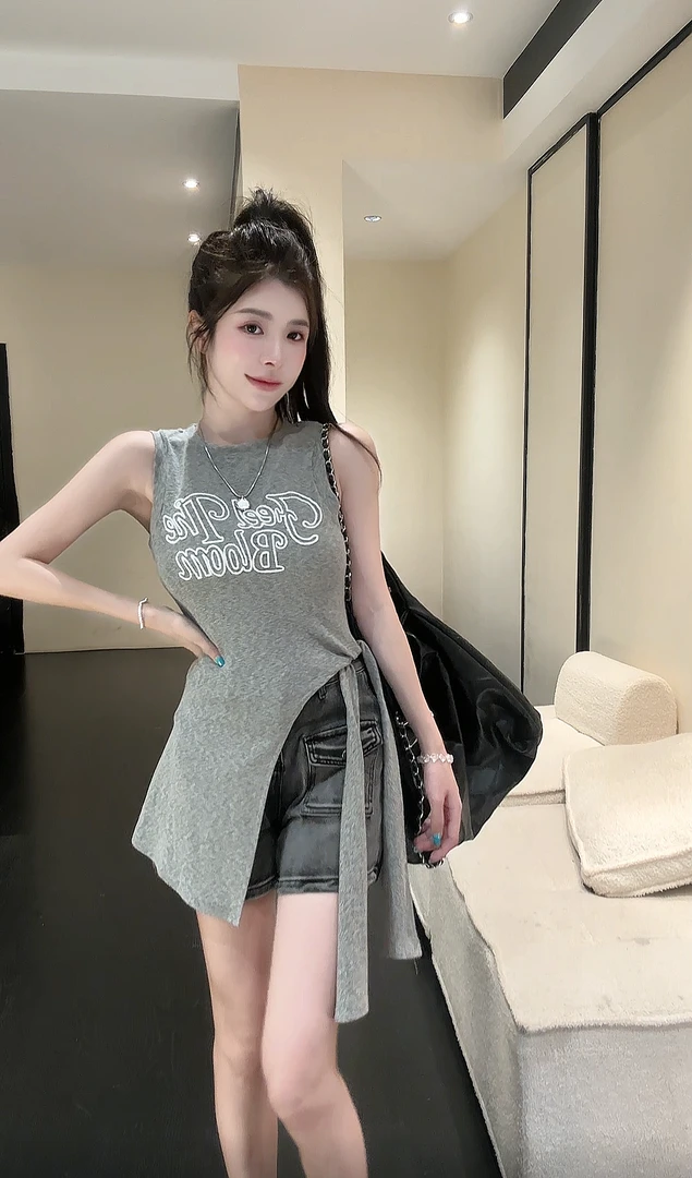 【HuiHui】修身型街头风休闲风潮流风背心（H112)