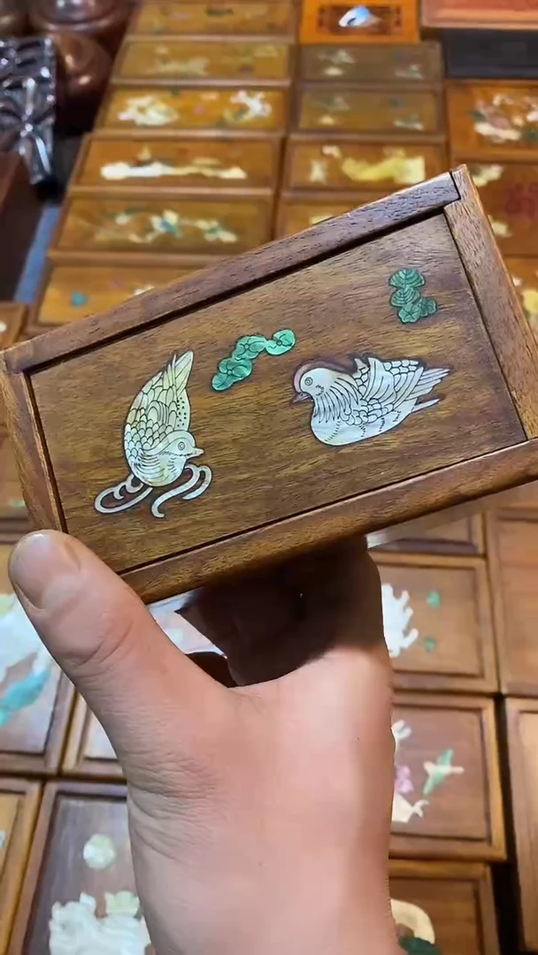 木盒子111111111111111