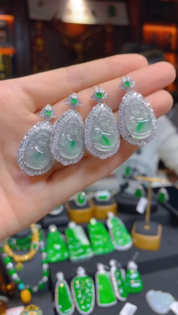 【闪购商品】翡翠颈饰银S925镶嵌114120（多样性发其一）行长