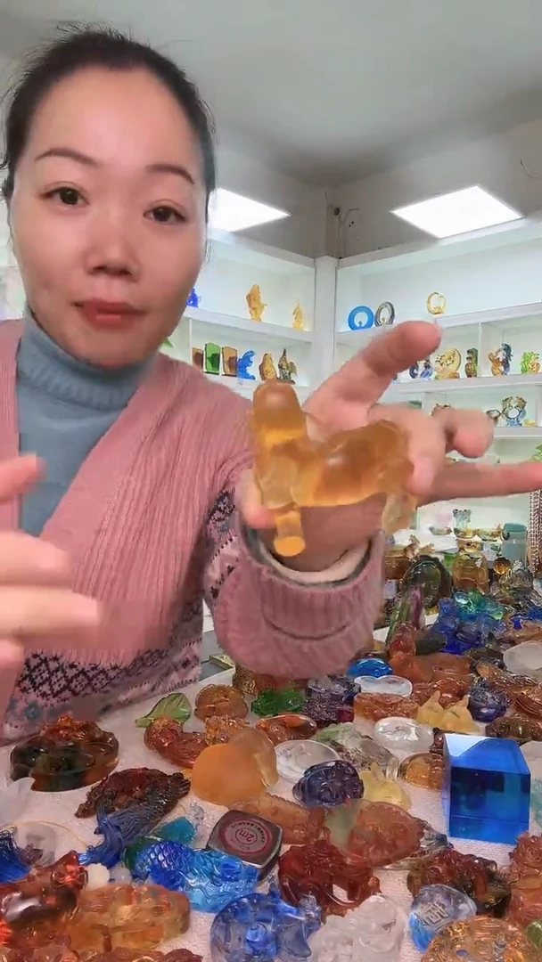 手工艺品琉璃谛听