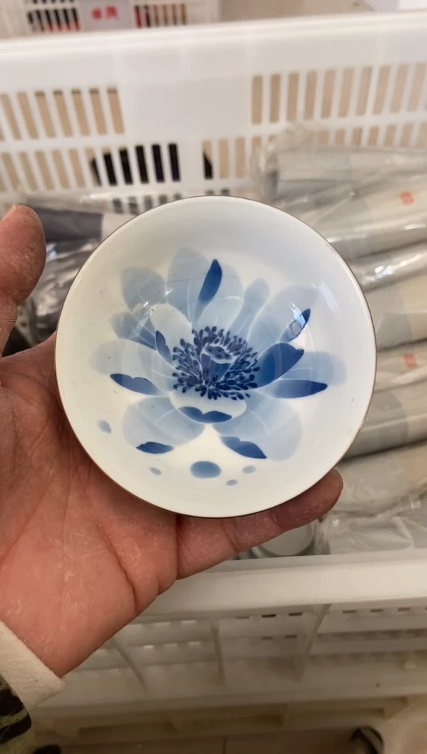 杯无运费险有瑕疵的摄影的产品有使用过的痕迹有点脏介意勿拍