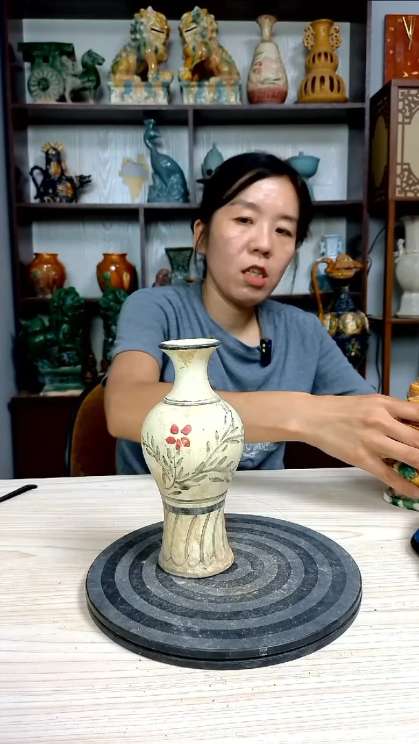 经典精美复古风格瓷器