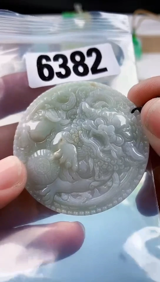 【闪购商品】翡翠挂件未镶嵌天然翡翠吊坠挂件
