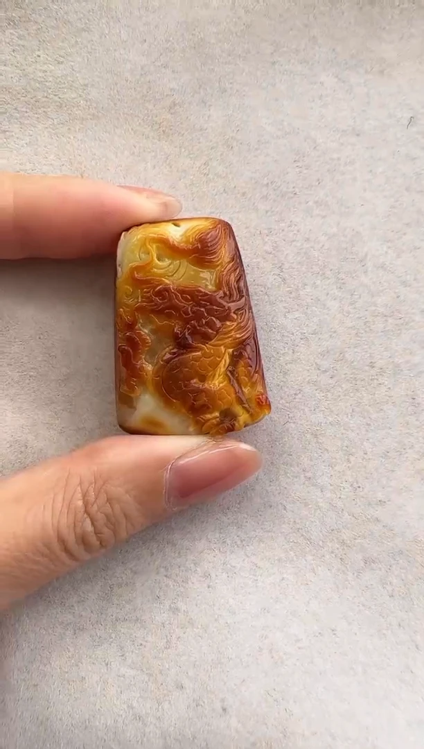 【闪购商品】琥珀裸石未镶嵌10211276-吊坠