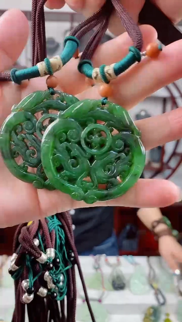 颈饰未镶嵌和田玉凤凰