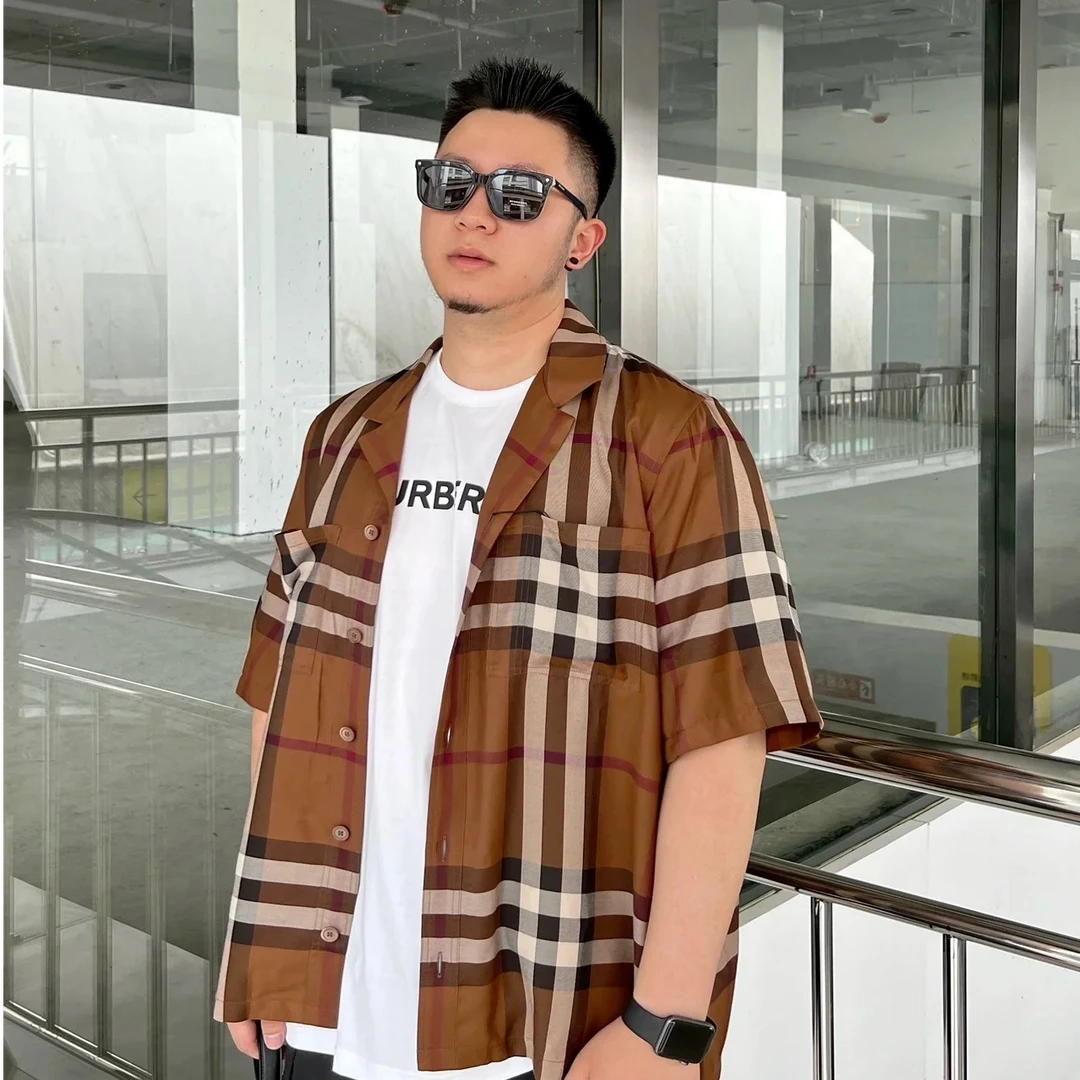 未使用 BURBERRY/博柏利 博柏利格纹单排扣翻领衬衣短袖衬衫男装