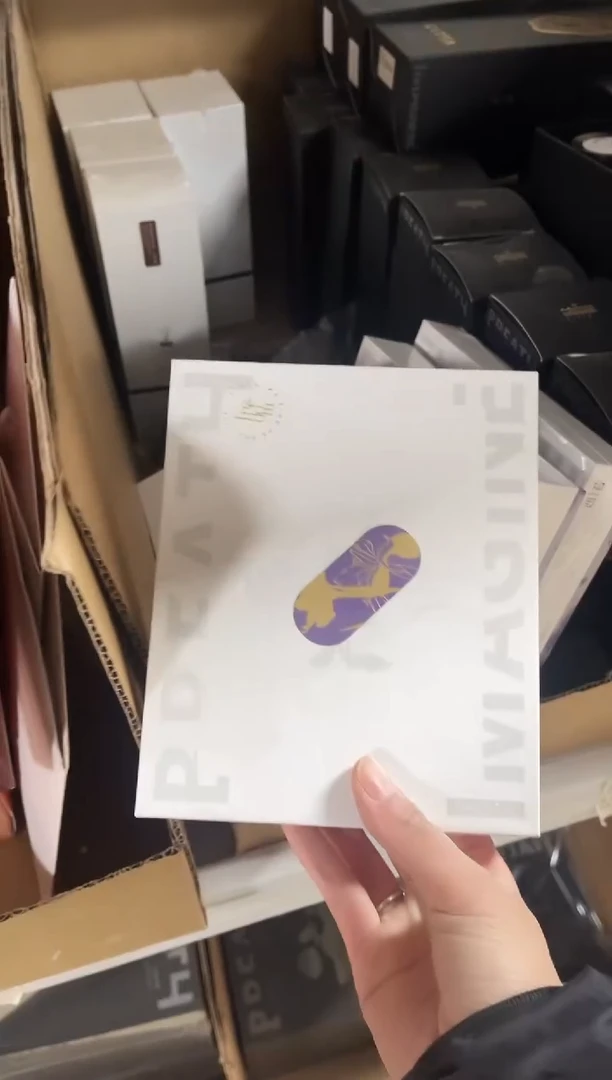 有机玻璃香薰鸢尾