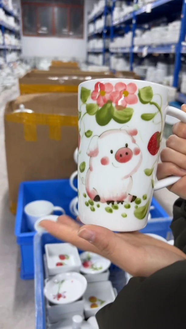 景德镇高温陶瓷食品级手绘釉中彩-扎啤杯