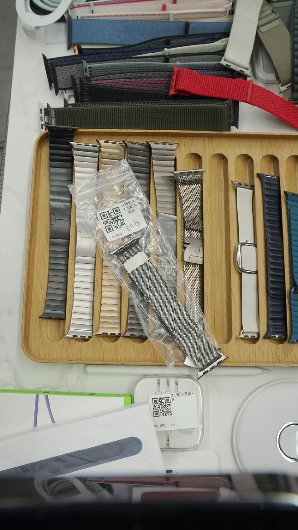 准新品大表盘 银色米兰尼斯