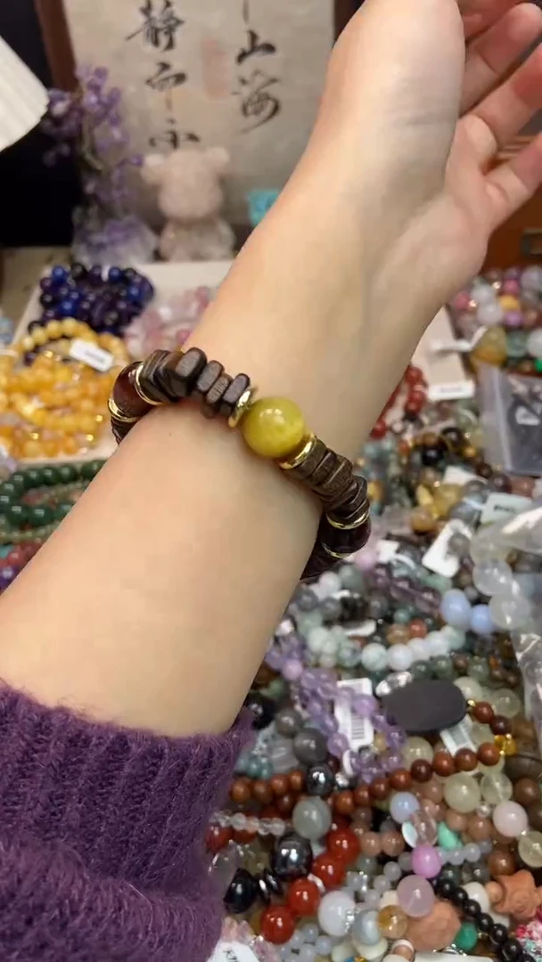 未镶嵌石英质玉手饰150