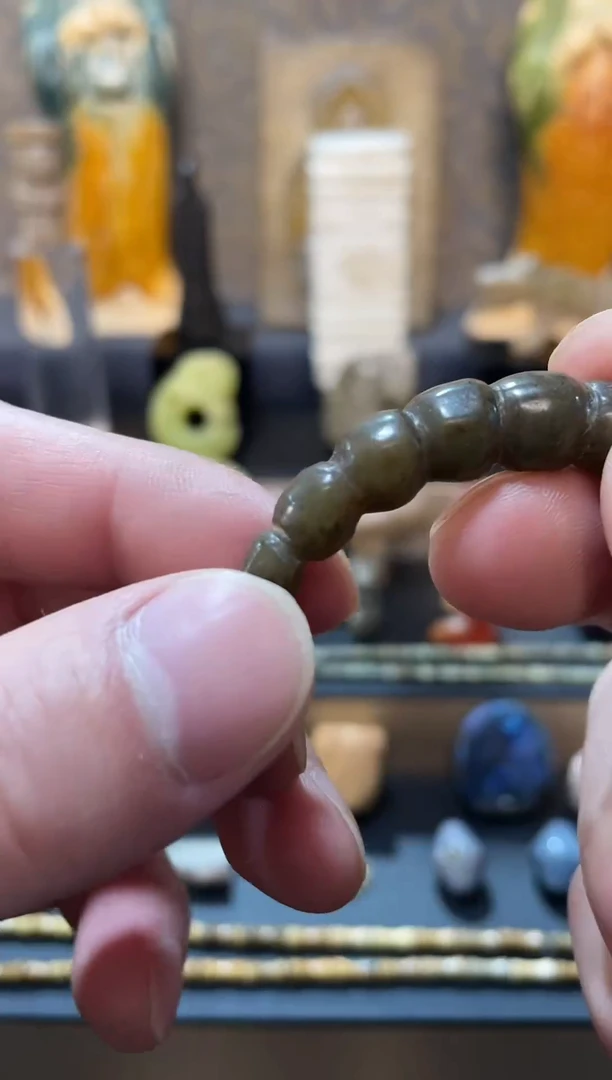 未镶嵌和田玉（糖玉）挂件1