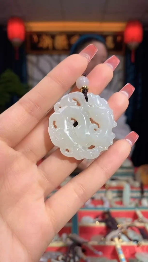 和田玉未镶嵌挂件龙扣