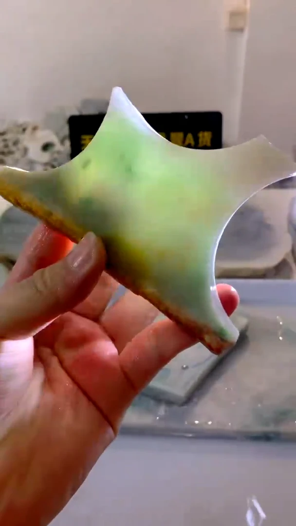 翡翠未镶嵌颈饰缅甸A货翡翠492
