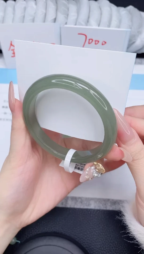 未镶嵌手镯石英质玉60-63