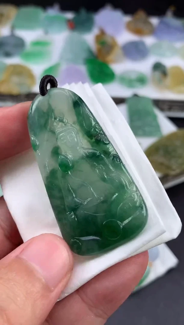 未镶嵌定制翡翠小*儿翡翠