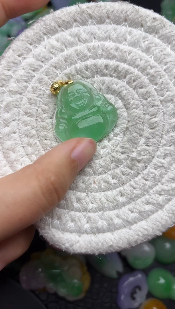 颈饰未镶嵌翡翠缅甸翡翠吊坠