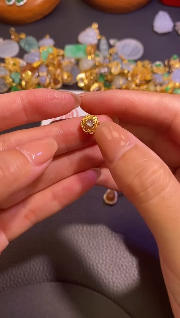 颈饰银S925镶嵌翡翠a货翡翠