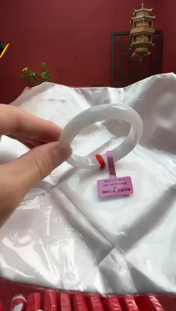 未镶嵌手镯翡翠翡翠手镯3