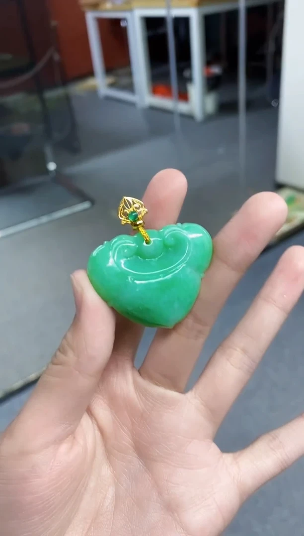 颈饰未镶嵌翡翠翡翠吊坠-196