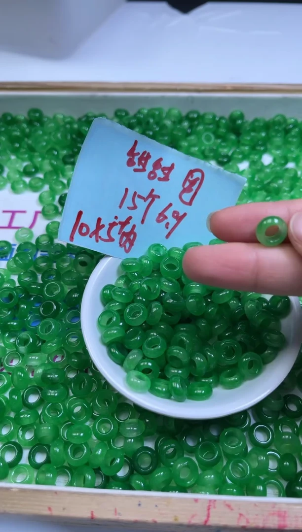 未镶嵌散珠玛瑙/玉髓M930 绿玛瑙甜甜圈10*5*内5mm15颗6.9元